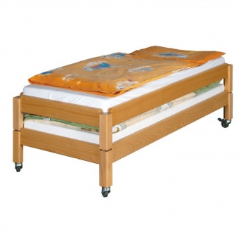 Stapelliege aus Massivholz, fahrbar für Matratze 140 x 60 cm 